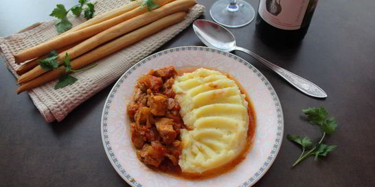 Гуляш из свинины