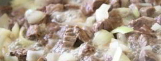 гуляш из телятины с подливкой. Шаг 2