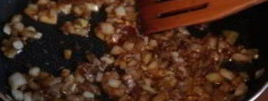 гуляш с грибами и мясом. Шаг 7