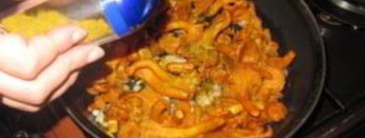 картофельное пюре с лисичками. Шаг 3