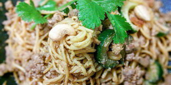 Китайская лапша по-сычуаньски