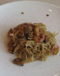 Китайская лапша с морепродуктами