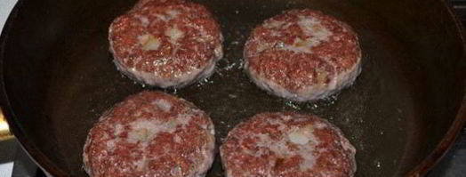 говяжьи котлеты с копченым салом. Шаг 5
