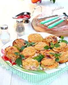 Картофельные стожки с сыром и окороком