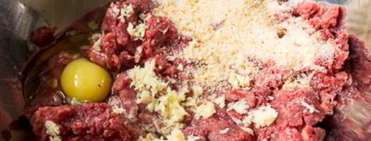 котлеты из говядины с черносливом и орехами. Шаг 3