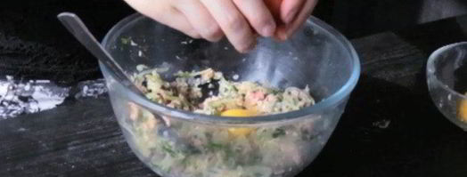 котлеты из тунца с кабачком. Шаг 3