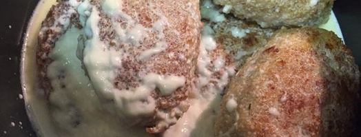 котлеты куриные с грибами под сливочным соусом. Шаг 12