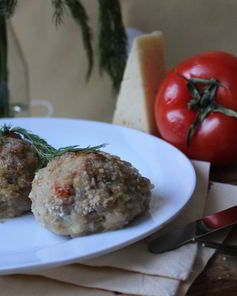 Котлеты с помидорами и сыром