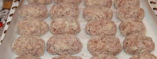 котлеты в духовке. Шаг 2