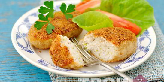 Куриные котлеты с кабачками