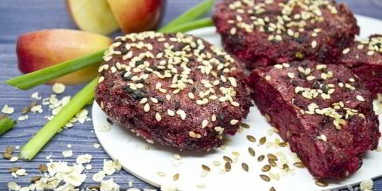 Постные свекольные котлеты
