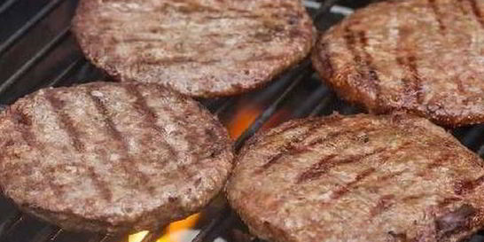 Пряные котлеты на гриле