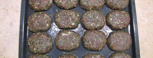 сочные котлеты из мяса. Шаг 5