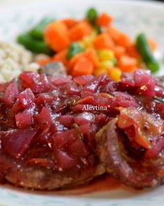 Свиные котлеты с клюквенным соусом