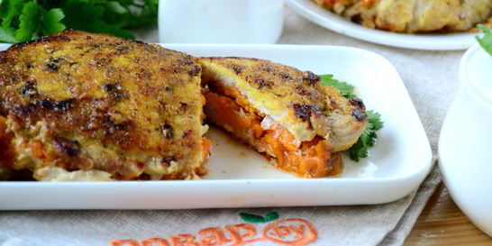 Свиные котлеты с тыквенным паштетом