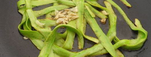 лапша из кабачков с соевым соусом и кунжутом. Шаг 2