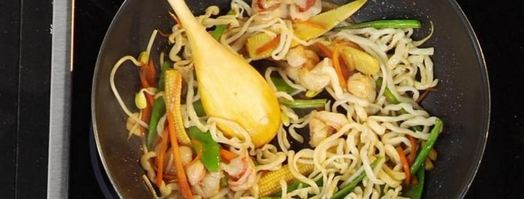 лапша пат тай с тигровыми креветками. Шаг 3