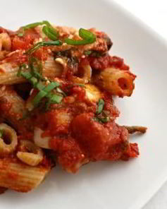 Лапша с помидорами