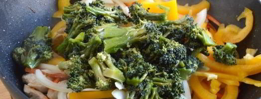 лапша вок с курицей. Шаг 10