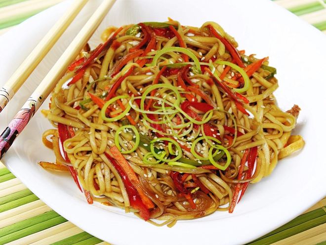 Рецепт лапши вок с овощами под соусом терияки