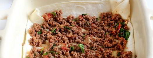 лазанья из лаваша с фаршем и сметанным соусом. Шаг 13