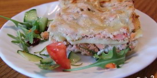Лазанья с форелью