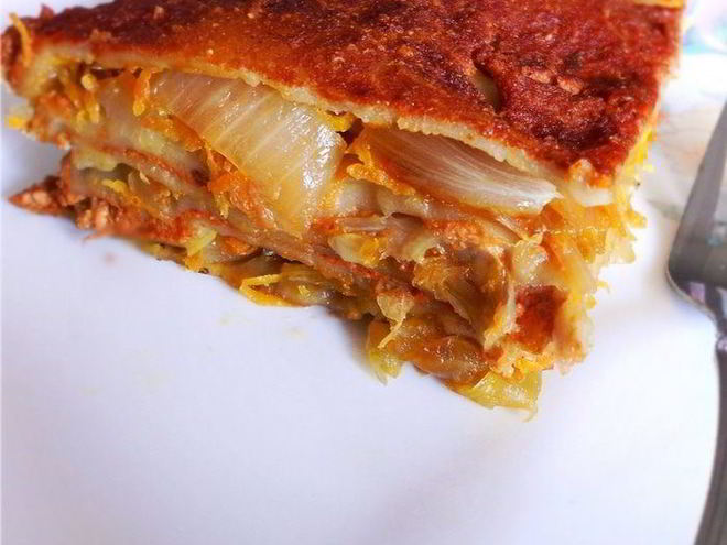 Рецепт русской лазанья с квашеной капустой и ореховым соусом