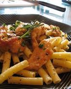 Макароны с куриным филе