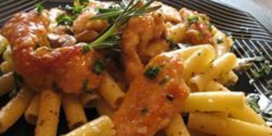 Макароны с куриным филе