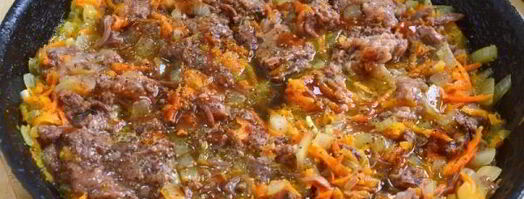 макароны с тушенкой и овощами. Шаг 6