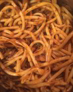 Макароны с тушенкой