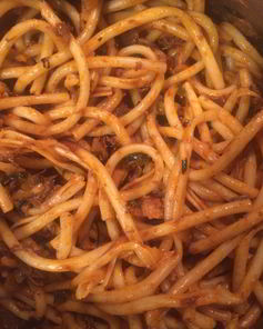 Макароны с тушенкой