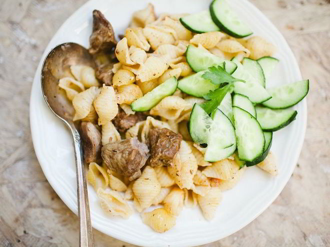 Рецепт макарон с тушеным мясом