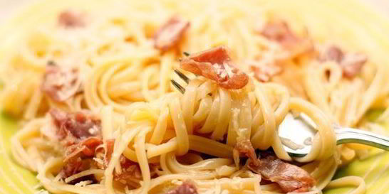 Макароны с ветчиной и сыром