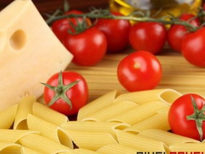Рецепт макарон в остром томатном соусе с пармезаном