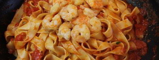 паста фетучини с креветками и томатами. Шаг 7