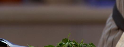 паста с беконом и консервированным тунцом в сливочном соусе. Шаг 4