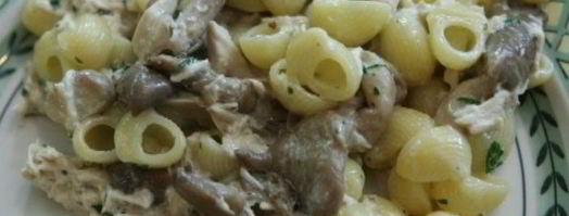паста с грибами, цыпленком и сливочным соусом. Шаг 9