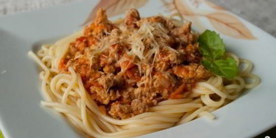 Паста с мясным соусом