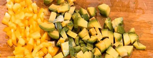 паста с тунцом, авокадо и сладким перцем. Шаг 8