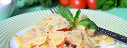 паста с тунцом помидорами черри и базиликом. Шаг 8