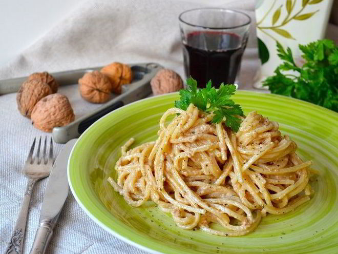 Рецепт пасты в сливочно-ореховом соусе