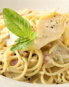 Спагетти карбонара с шампиньонами