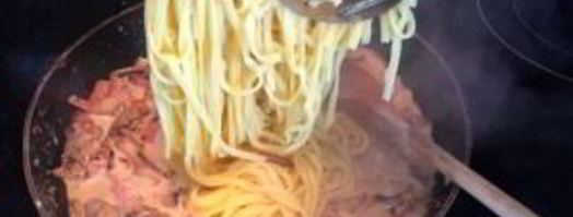 спагетти с грибами в сливочном соусе. Шаг 11