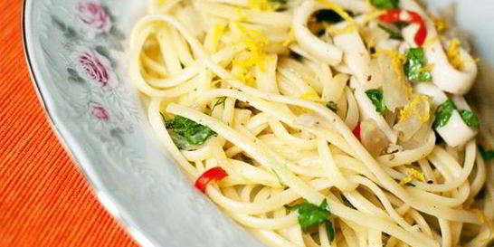 Спагетти с кальмарами