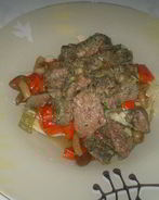 Спагетти со сладкими перцами и опятами и печень в горшочке