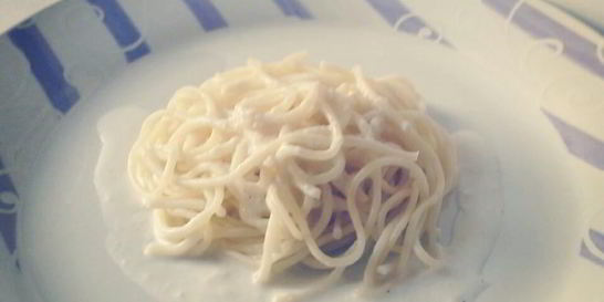 Спагетти в сливочно-сырном соусе