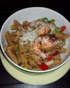 Цельнозерновые макароны с креветками и брокколи