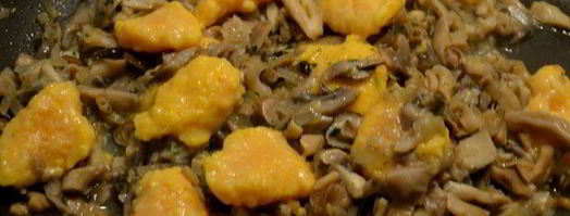 морковные клецки с грибами. Шаг 15