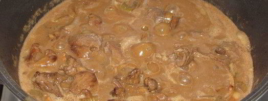 баранина в пиве с пряными сливами. Шаг 11